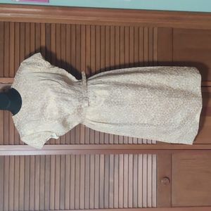 🍀 vintage holiday gold lame short-sleeved wiggle dress